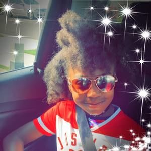 Meet your Posher, Deshanda